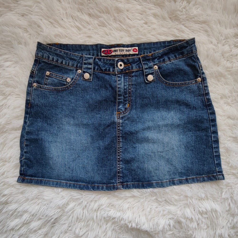 One Tuff Babe Y2K Denim Mini Skirt Vintage Stretch Low Rise Medium Wash Faded 11